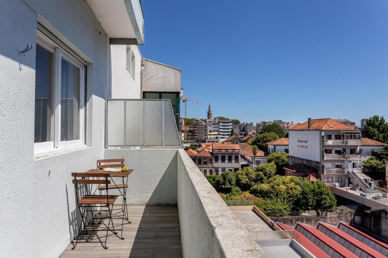 Altido Smart Flat With 2 Balconies Oporto
