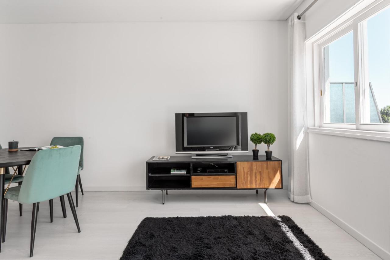 Altido Smart Flat With 2 Balconies * Oporto